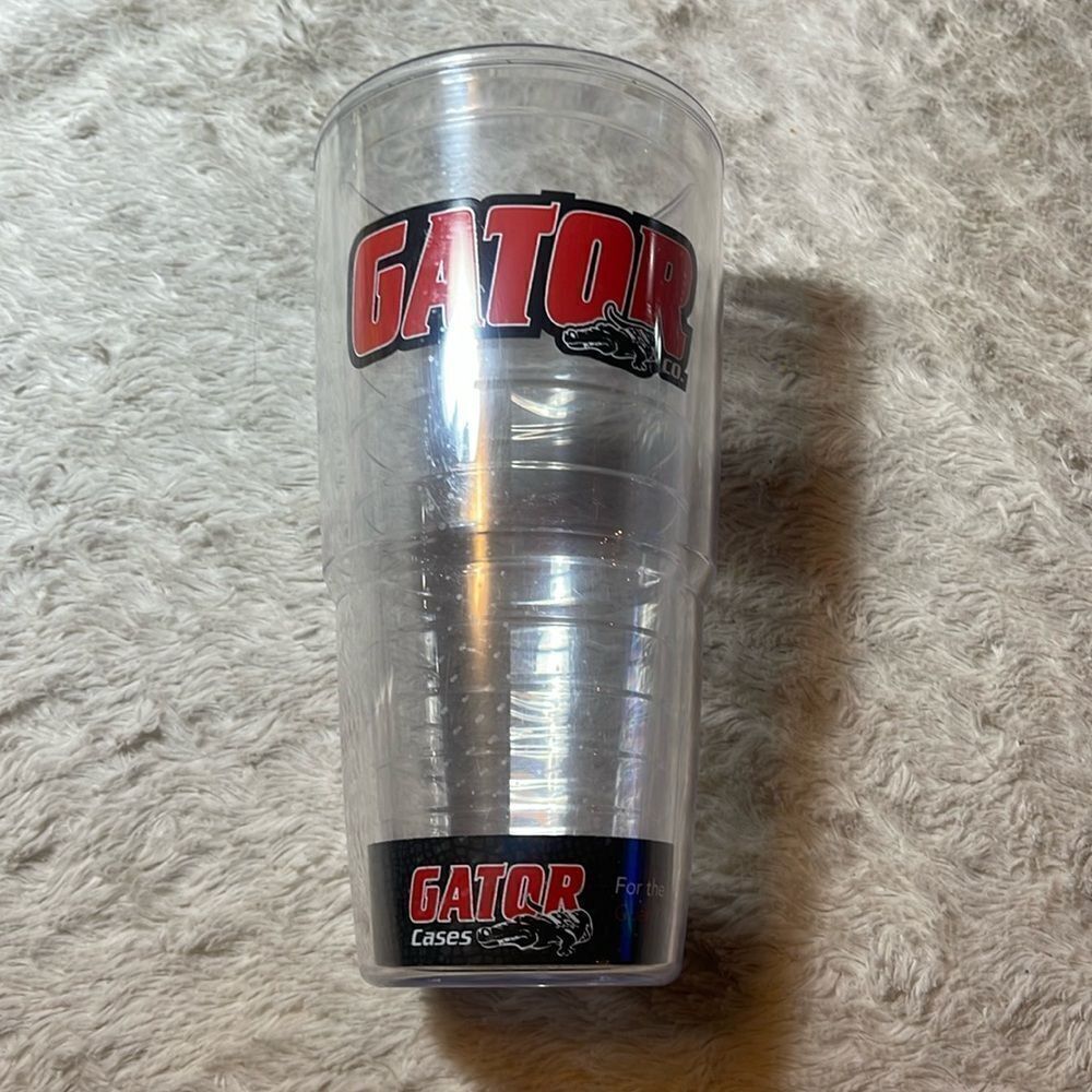 Gator Co 24 ounce Tervis cup